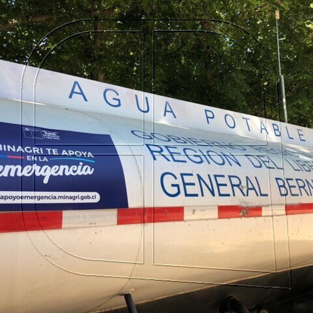 Firman convenio con 14 municipios de O’Higgins para arriendo de camiones aljibes