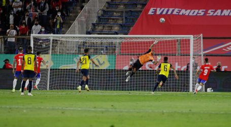 Claudio Bravo: “Lo vamos a seguir intentando. Nos vamos con la frente en alto”