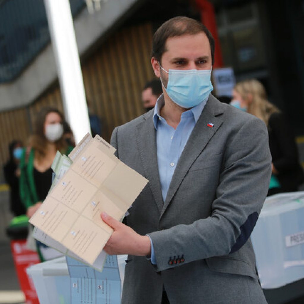 Gobierno y Servel realizan llamado a participar en elecciones