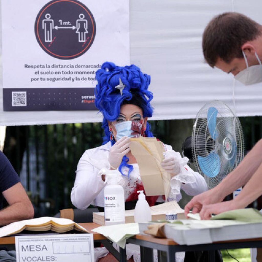 Minsal afirma que votar es "seguro" y llama a cumplir medidas de autocuidado