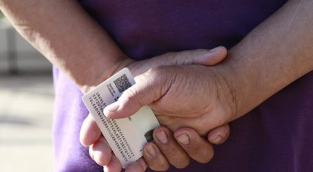 Adulto mayor falleció mientras votaba en colegio de Punta Arenas