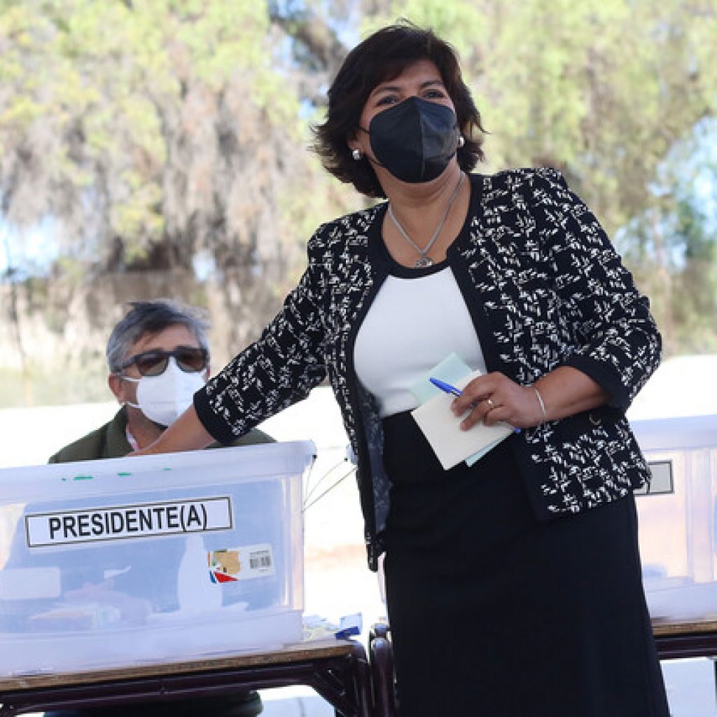Provoste tras votar: “Es necesario recuperar la gobernabilidad y la paz perdida”