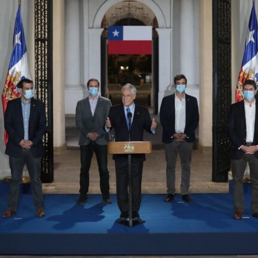 Piñera a Boric y Kast: “Busquen siempre los caminos de la paz y la no violencia”
