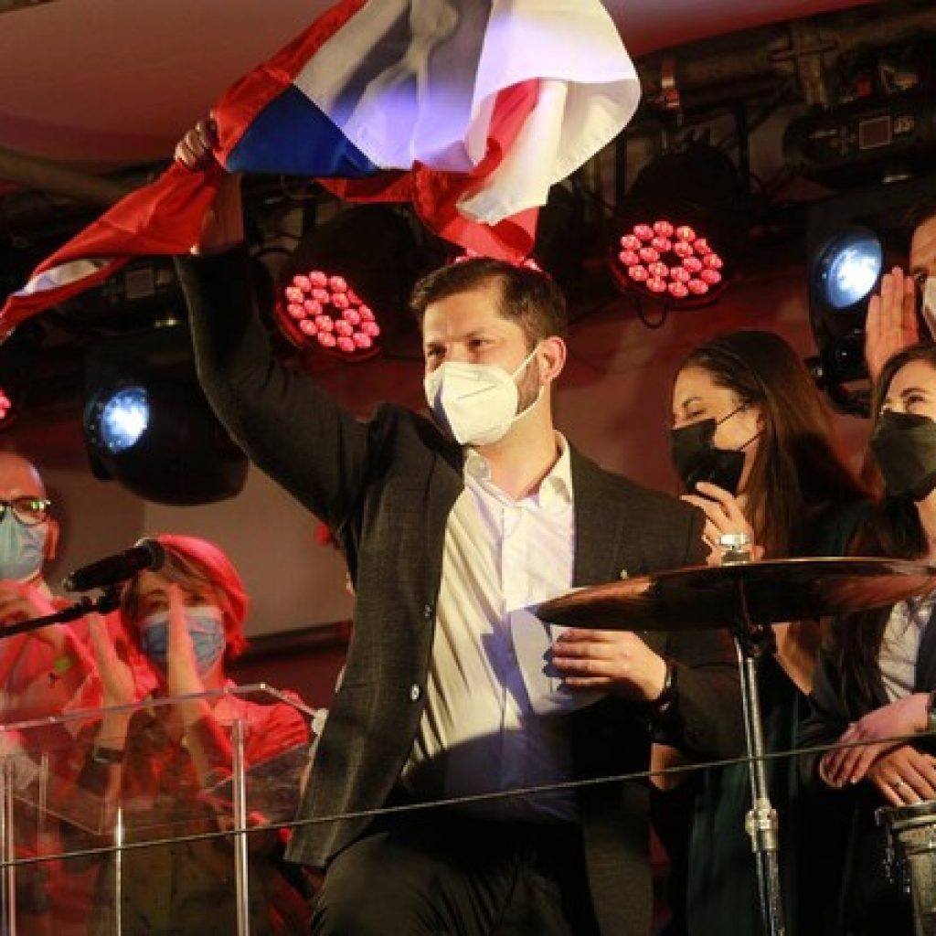 Boric a 2da vuelta: “Aquí hay un proyecto transformador, serio y responsable”