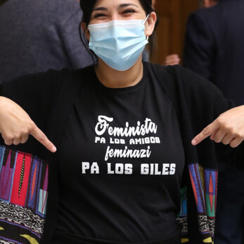 Cariola presentará proyecto para castigar la apología a la violación de mujeres