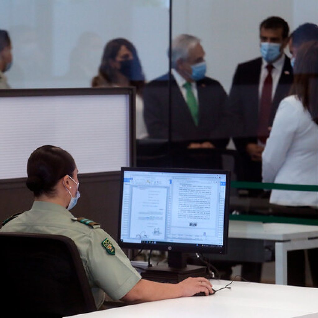 Piñera lanza sistema de denuncias para 3 tipos de delitos en Comisaría Virtual