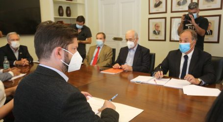 Gabriel Boric se reunió con el Comité Ejecutivo de la CPC