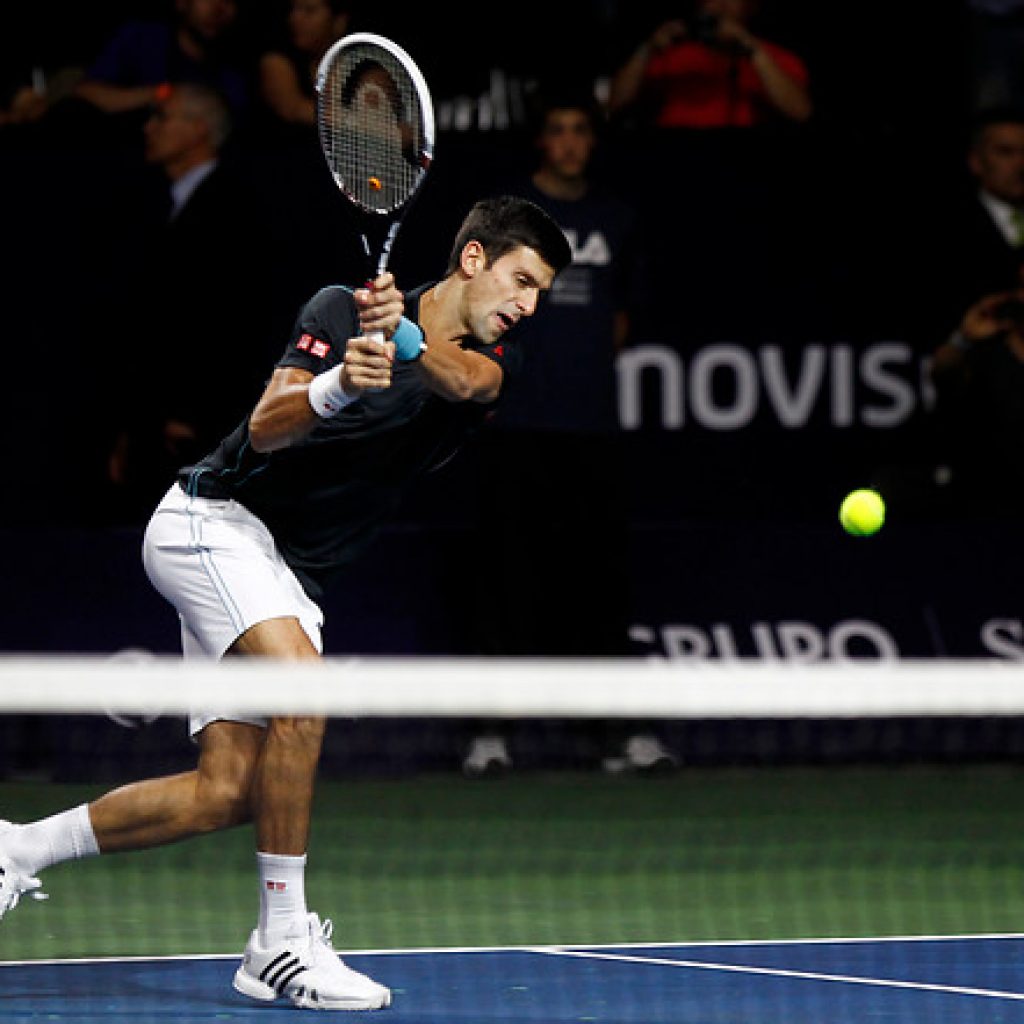 Tenis: Novak Djokovic debutó con victoria ante Ruud en las Finales ATP