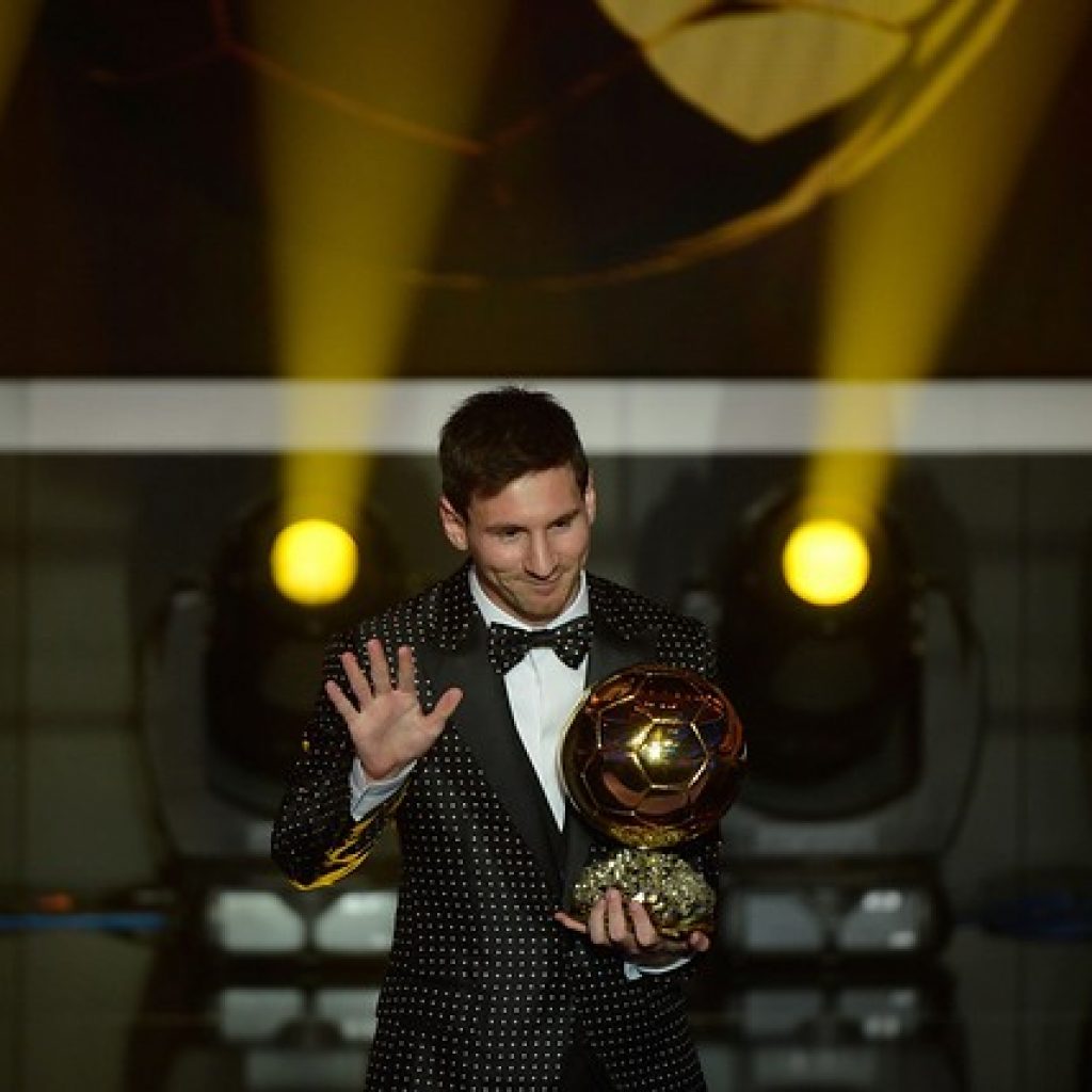 Lionel Messi alza su séptimo Balón de Oro