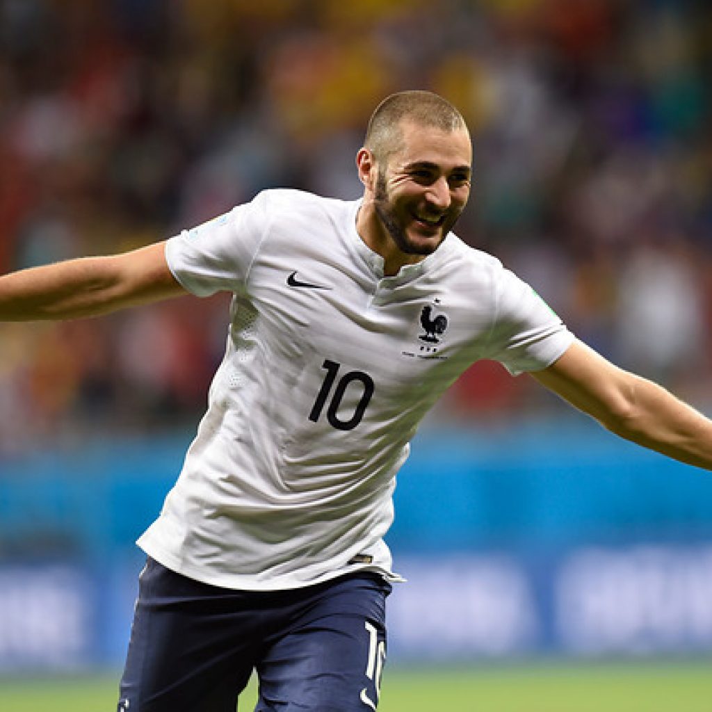 Karim Benzema no será separado de la selección francesa si es condenado