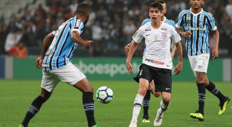 Necaxa inició conversaciones con Corinthians por Ángelo Araos