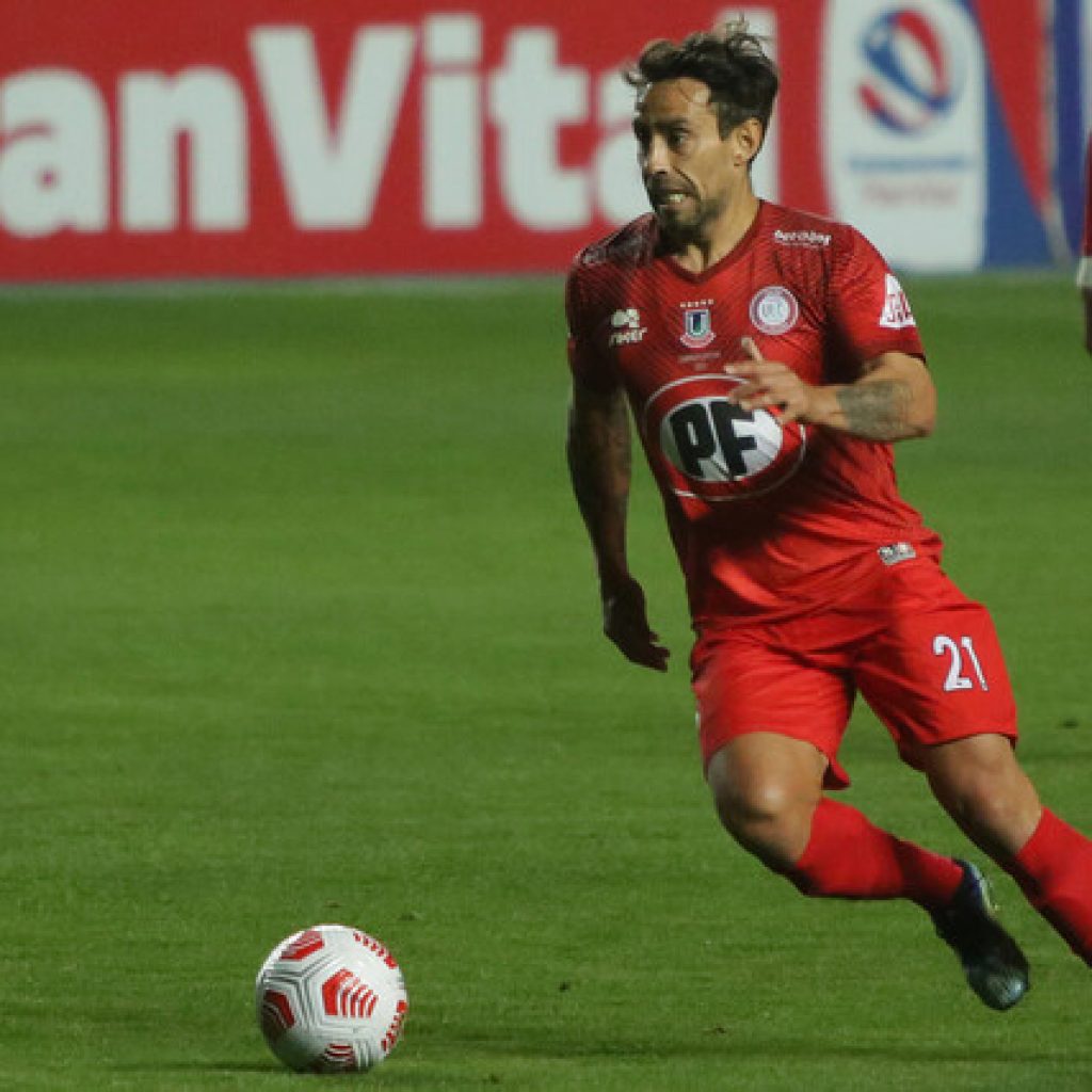 Necaxa de Pablo Guede oficializó la llegada de Jorge Valdivia