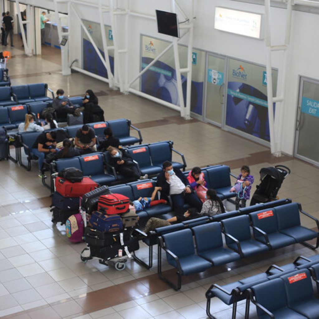 Reportan recuperación del 72,5% en el tráfico aéreo durante noviembre