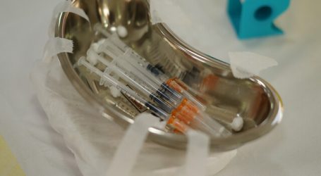 Moderna suministrará 20 millones de dosis adicionales de su vacuna a COVAX