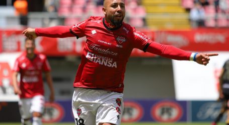 Ñublense anunció la renovación del lateral Bernardo Cerezo