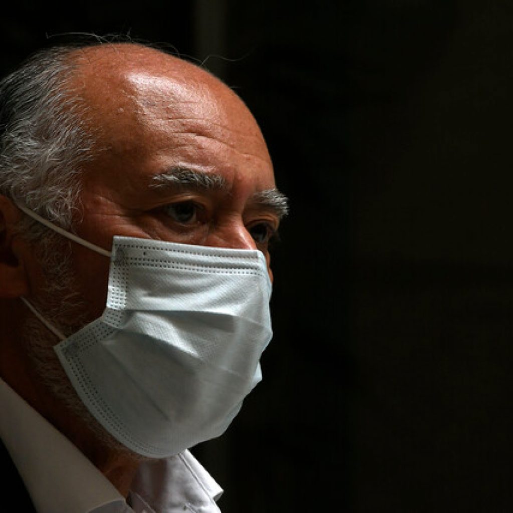 Flores reitera llamado al Servel por instructivo que garantice derecho a voto