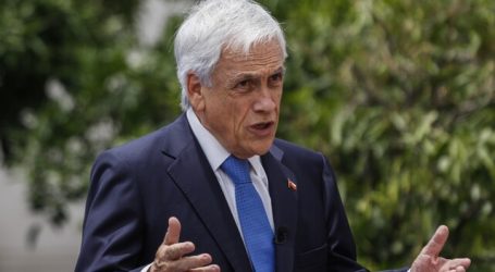 Presidente Piñera instaló la primera piedra de la Villa Santiago 2023