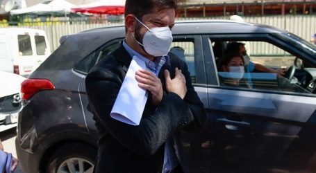 Boric está “evaluando” su participación en el “live” de Parisi