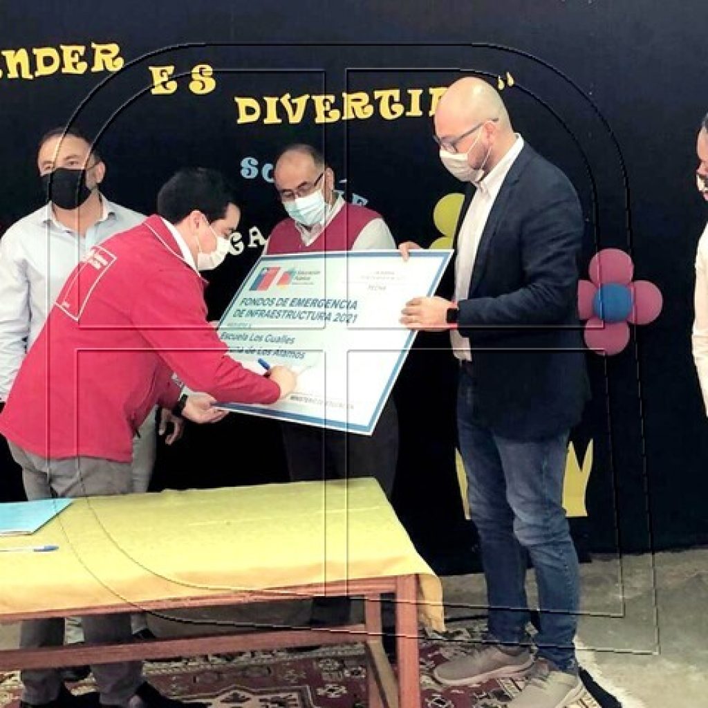 Entregan más de $50 millones para mejorar Escuela Los Gualles de Los Álamos