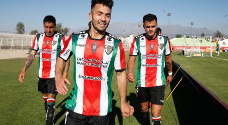 Palestino anunció la permanencia de Villanueva, Veloso y Benítez