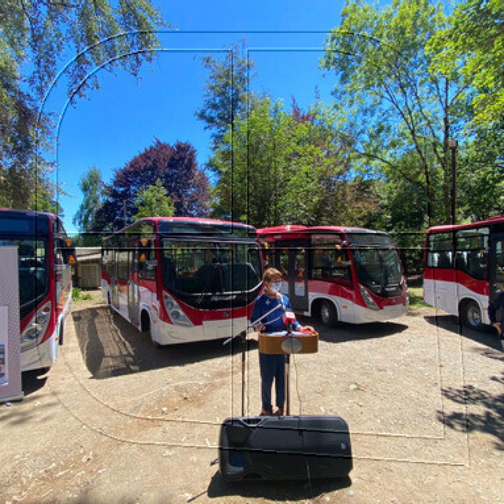 MTT presenta nuevos buses RED para el transporte público de Valdivia
