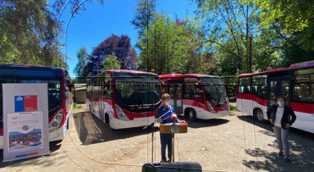 MTT presenta nuevos buses RED para el transporte público de Valdivia
