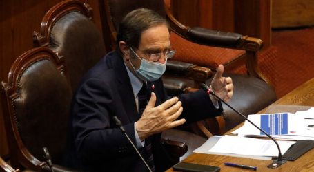 Ministro Larraín expuso ante la comisión investigadora por abuso de menores