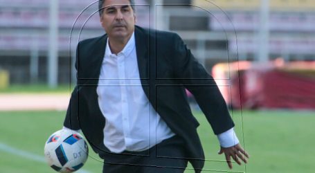 La ‘U’ oficializó al colombiano Santiago Escobar como su nuevo entrenador