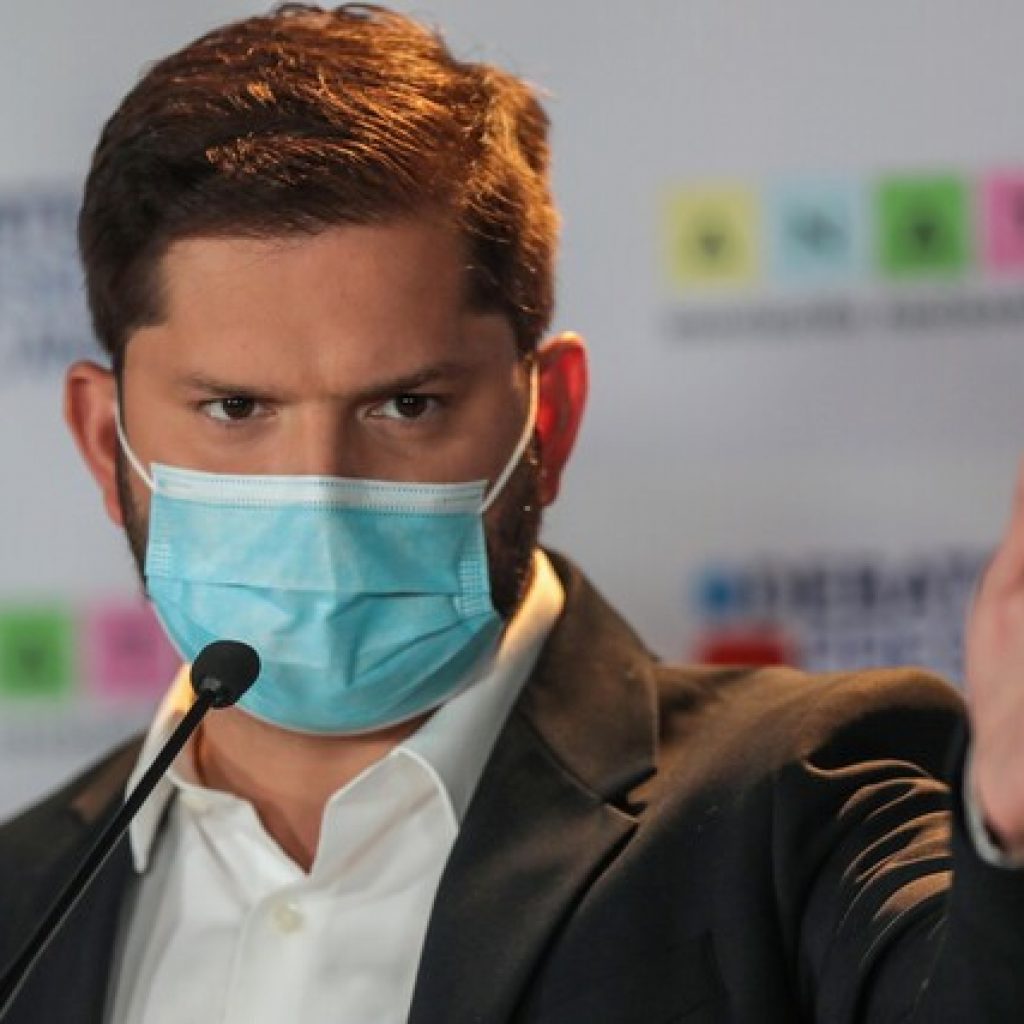 Seremi de Salud multó a Boric con $3,7 millones por incumplir medidas sanitarias