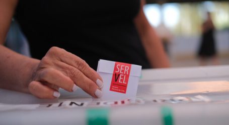 Con la apertura de mesas comenzó la segunda vuelta presidencial