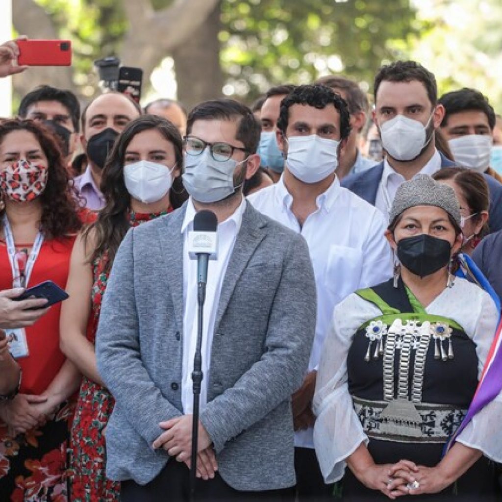 Boric tras visitar la CC: “Es una señal de compromiso con un proceso histórico”