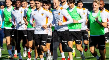 Valencia CF comunica cuatro positivos en COVID-19 en su primer equipo