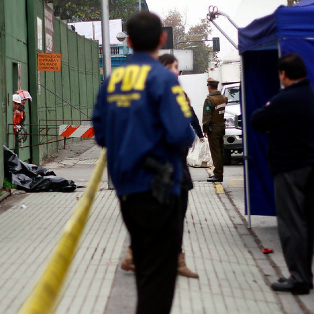 PDI investiga homicidio de hombre apuñalado en la comuna de San Joaquín