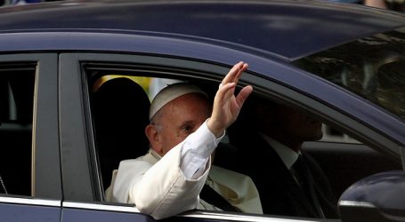 El Papa regresó a Roma tras su viaje por Chipre y Grecia
