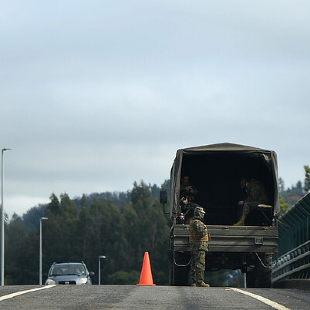 Tres uniformados heridos dejó volcamiento de camión militar en La Araucanía