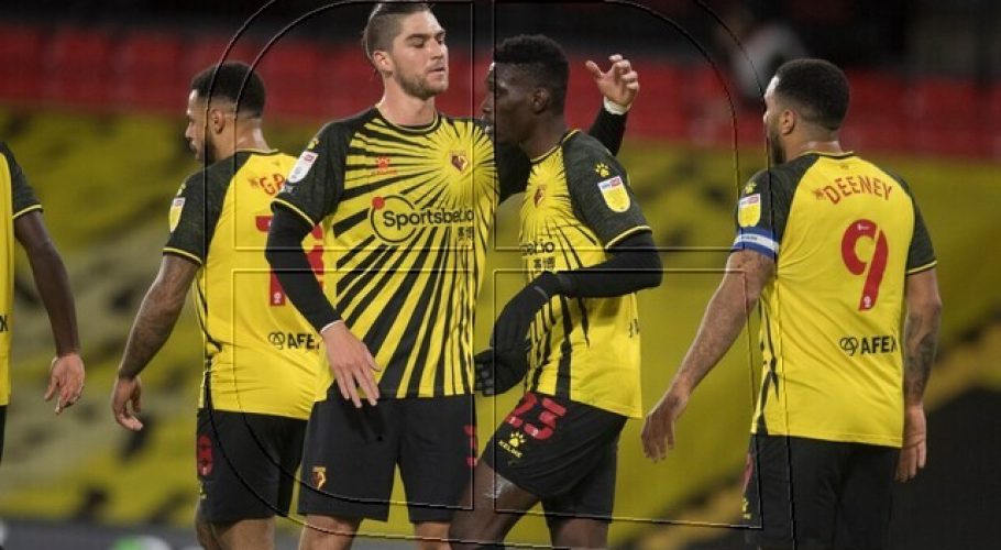 Duelo entre Watford de Francisco Sierralta y Burnley fue suspendido