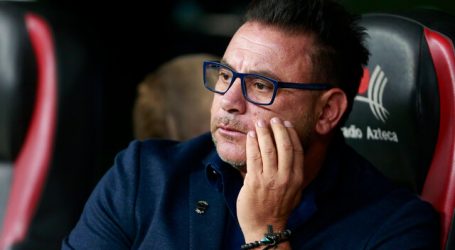 Antonio Mohamed es el nuevo entrenador del Atlético Mineiro de Eduardo Vargas