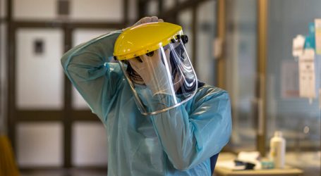 Irlanda pagará 1.000 euros a los trabajadores sanitarios por labor en pandemia