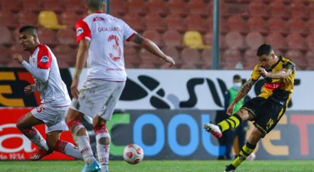 Carlos Carmona confirmó su retiro del fútbol profesional