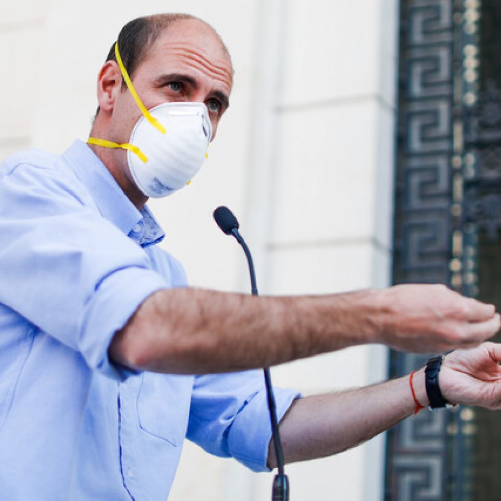 Arrau critica falta de acuerdos para lograr nuevo presidente de la Convención