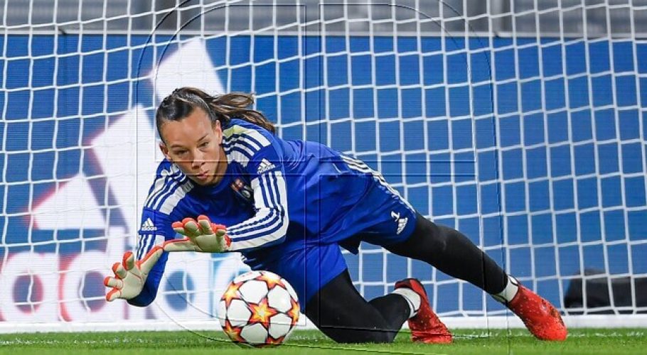 Histórico: Tiane Endler fue elegida la Mejor Arquera del mundo por la FIFA