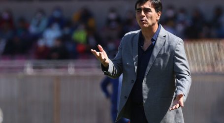 Gustavo Quinteros: “Cada clásico lo jugamos con la motivación de la gente”