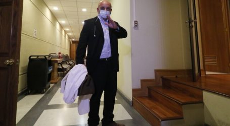 Castro pide al ministro Paris “que tome el control” por casos ómicron