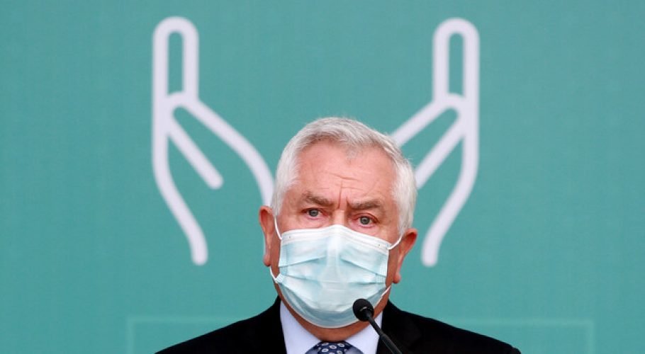 Ministro Paris pronostica entre “40 y 70 mil casos” diarios de COVID-19
