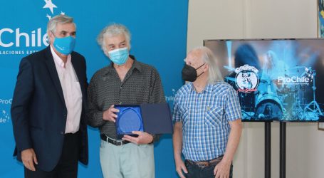 ProChile reconoce a Los Jaivas por aporte a promoción internacional de industria