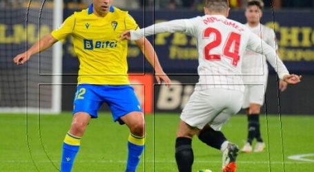 España: Tomás Alarcón fue titular en derrota del Cádiz ante Sevilla