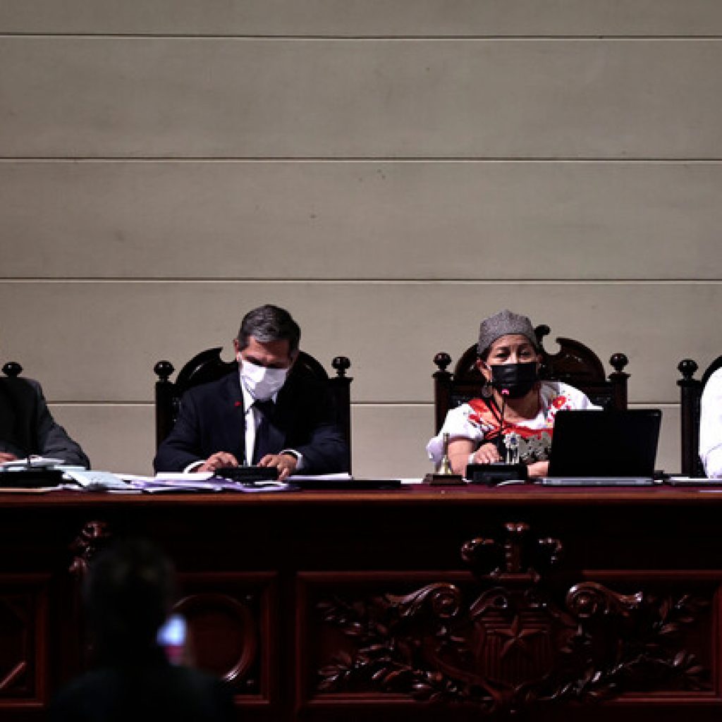 Convención Constitucional aún no elige nuevo presidente: Votación continúa hoy