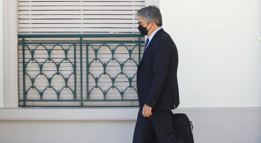 Marcel comunicó renuncia a cargo de presidente y consejero del Banco Central
