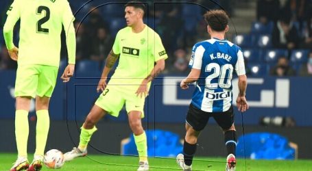 España: Enzo Roco fue titular en victoria del Elche sobre el Espanyol