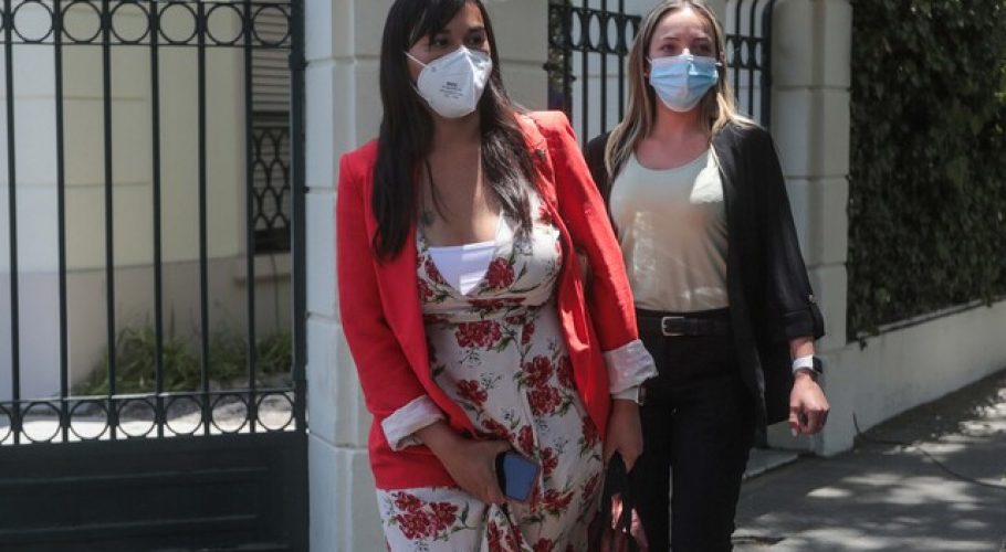 Izkia Siches deberá cumplir cuarentena preventiva por ser contacto estrecho